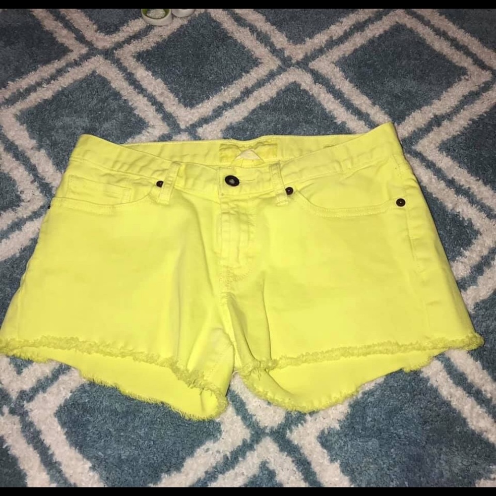 Lucky brand shorts size 26